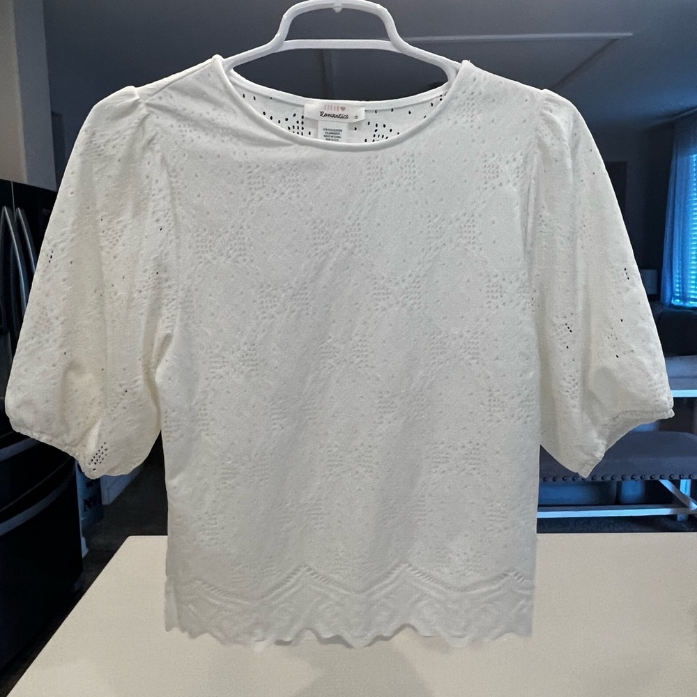Puff sleeve T-shirt
